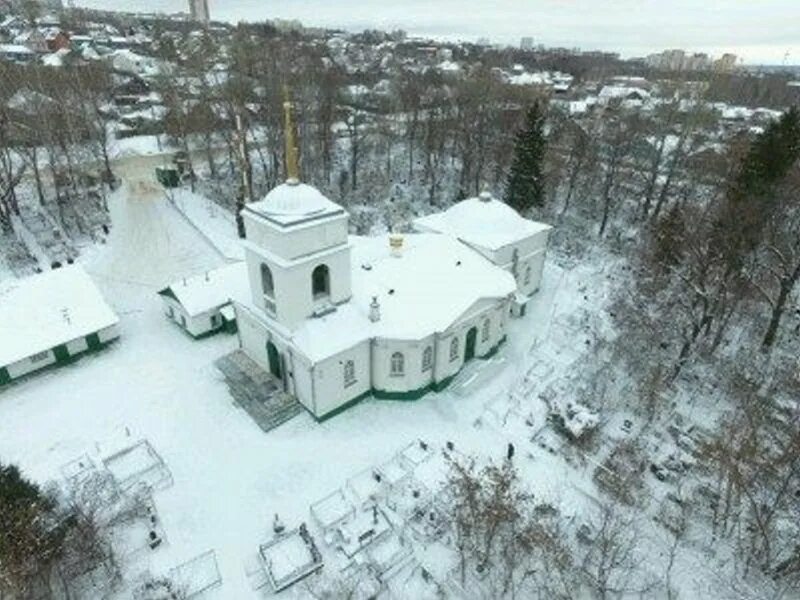 Митрофановский храм воронеж. Церковь на водопьянова пенза. Храм митрофана воронежского пермь. Церковь на водопьянова пенза. Митрофановская церковь пенза.