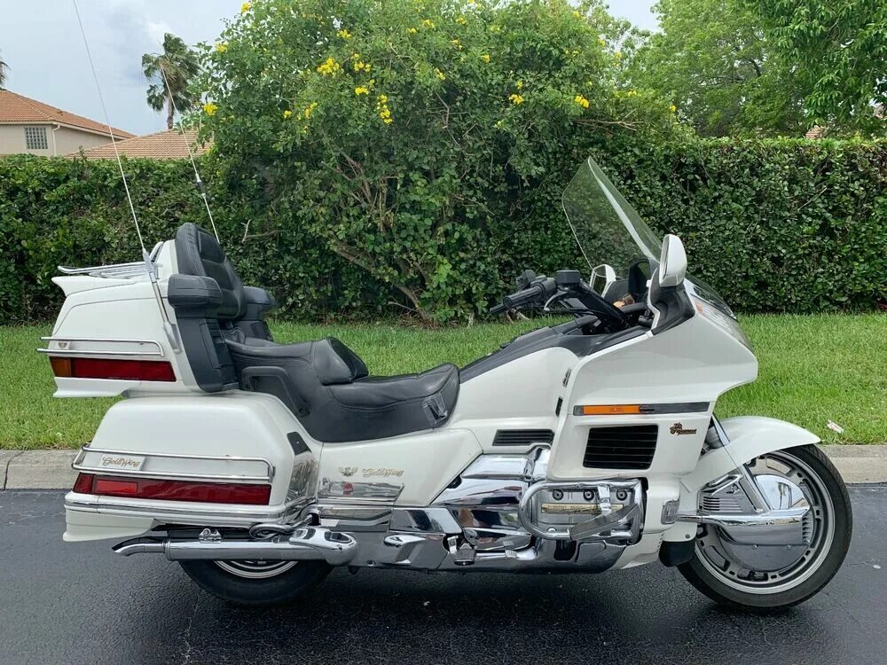 Honda gold wing 1500. Honda gl1500 Gold Wing. Gl 1500 Gold Wing. Honda gl 1500 1998.