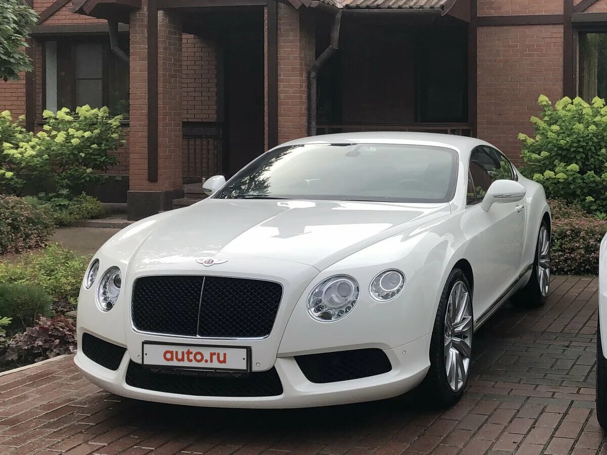 Bentley continental gt 2013. Бентли куп. Бентли s класс. Bentley continental gt белый. Бентли куп.