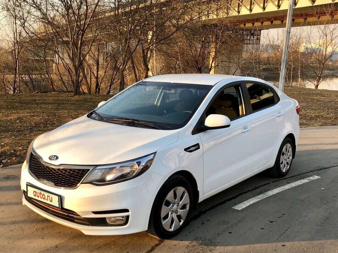 Купить новый Kia Rio IV 1.6 AT (123 л.с.) бензин автомат в Красном Пахаре: сереб
