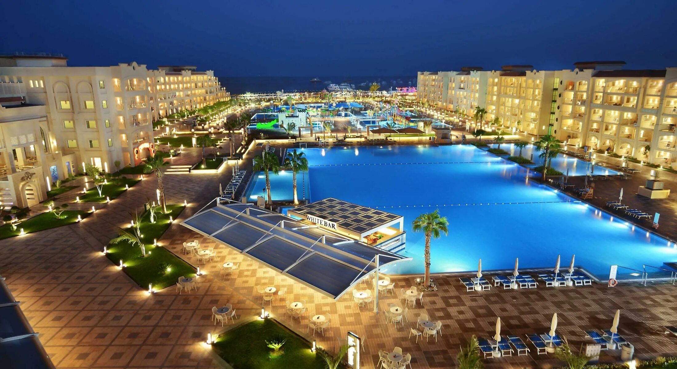 Лучшие отели египта 2024. Альбатрос White Beach Хургада. Beach Albatros Resort Hurghada 5 Хургада. Отель Альбатрос Вайт Бич Резорт 5 Хургада. Египет отель Beach Albatros.