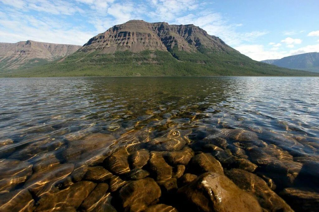 Таймыр плато путорана. Лама озеро красноярский. Таймыр озеро лама. Лама озеро красноярский. Озеро лама норильск.