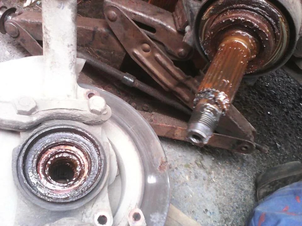 Нива шевроле передняя ступица подшипник. Сборка ступицы нива 2121 передний. Нива шевроле как поменять подшипник. Оправка подшипник ступичный ваз 2114. Сборка ступицы нива 2121 передний.