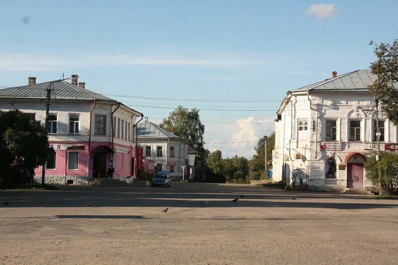 Устюжна вологодской новости. Г Устюжна Вологодской области. Соборная площадь Устюжна. Устюжна Центральная площадь. Примечательности Устюжна.