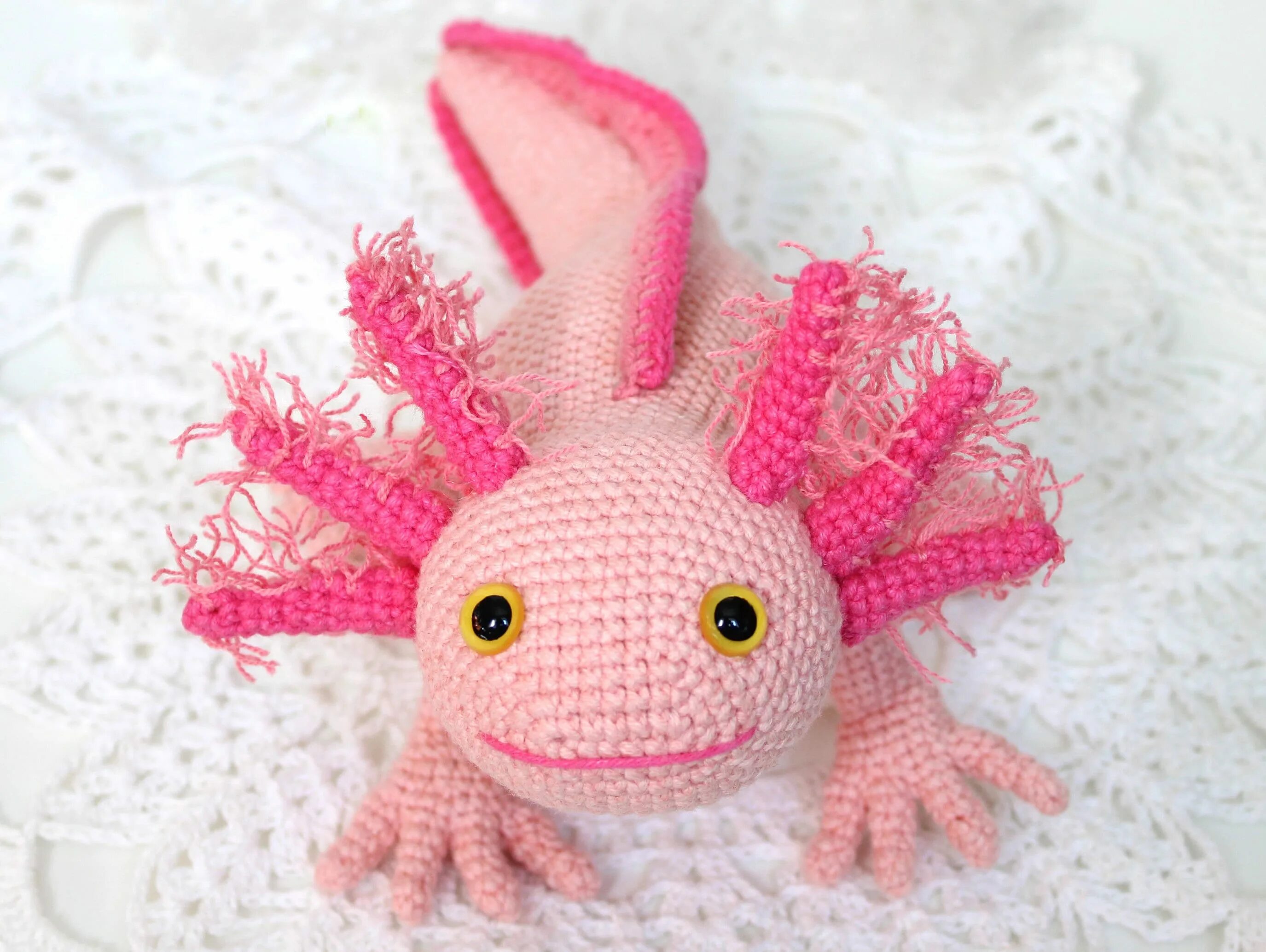 Плюшевый аксолотль. Аксолотль крючком. Аксолотль крючком. Аксолотль амигуруми вязание. Аксолотль мк.