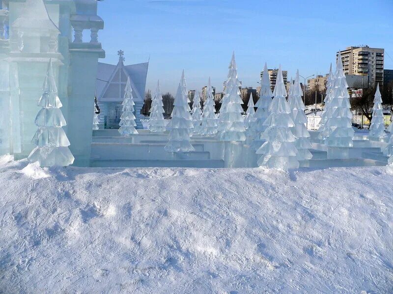 йошкар ола ледяной городок. ледниковый город. ледниковый город. ледниковый город. ледовые городки губкинский янао.