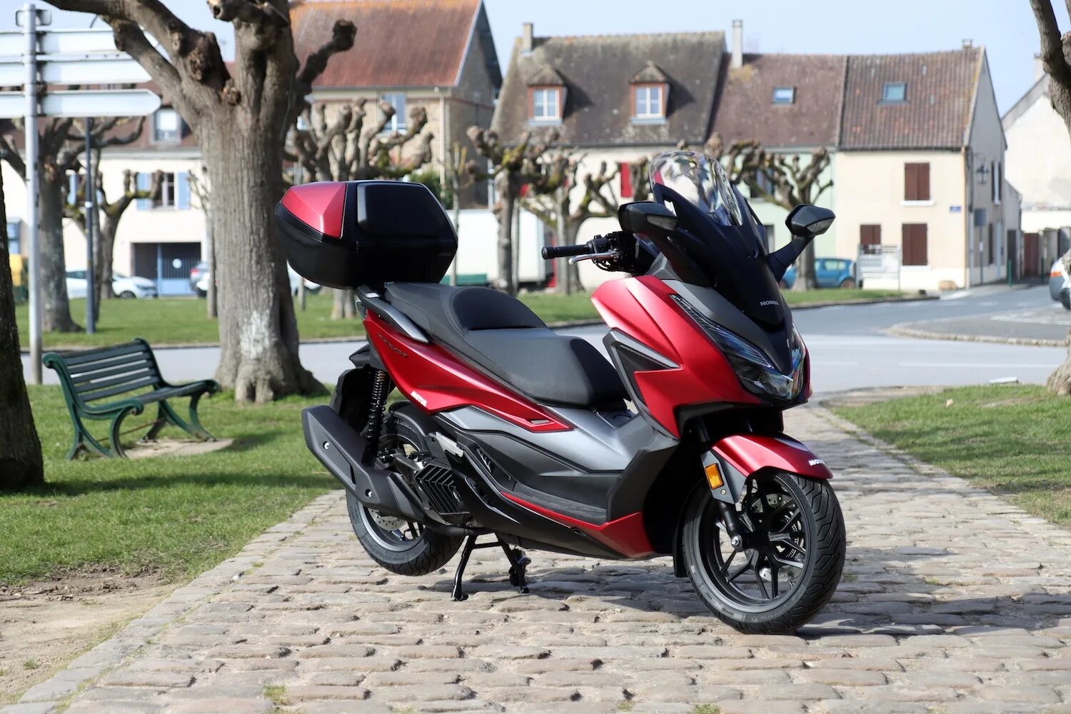 Honda Forza 125. Хонда Форза 2021. Хонда Форза 125 новый. Honda Forza 2021 350 Red. Хонда форза купить