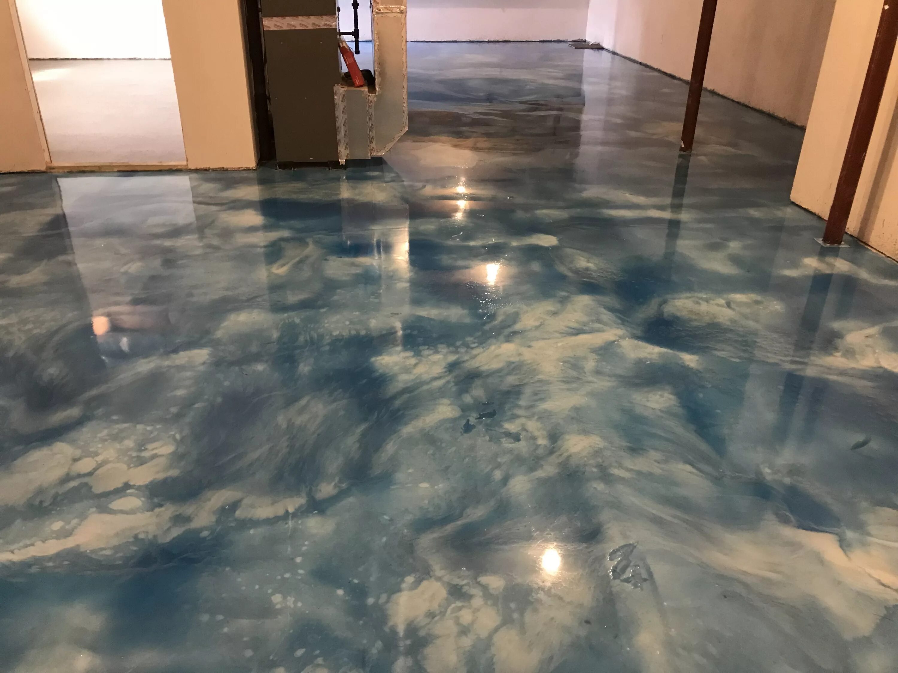 Как выбрать наливной пол. Metallic epoxy. эпоксидная смола epoxy floor. полимерный наливной пол. наливной пол цвета.