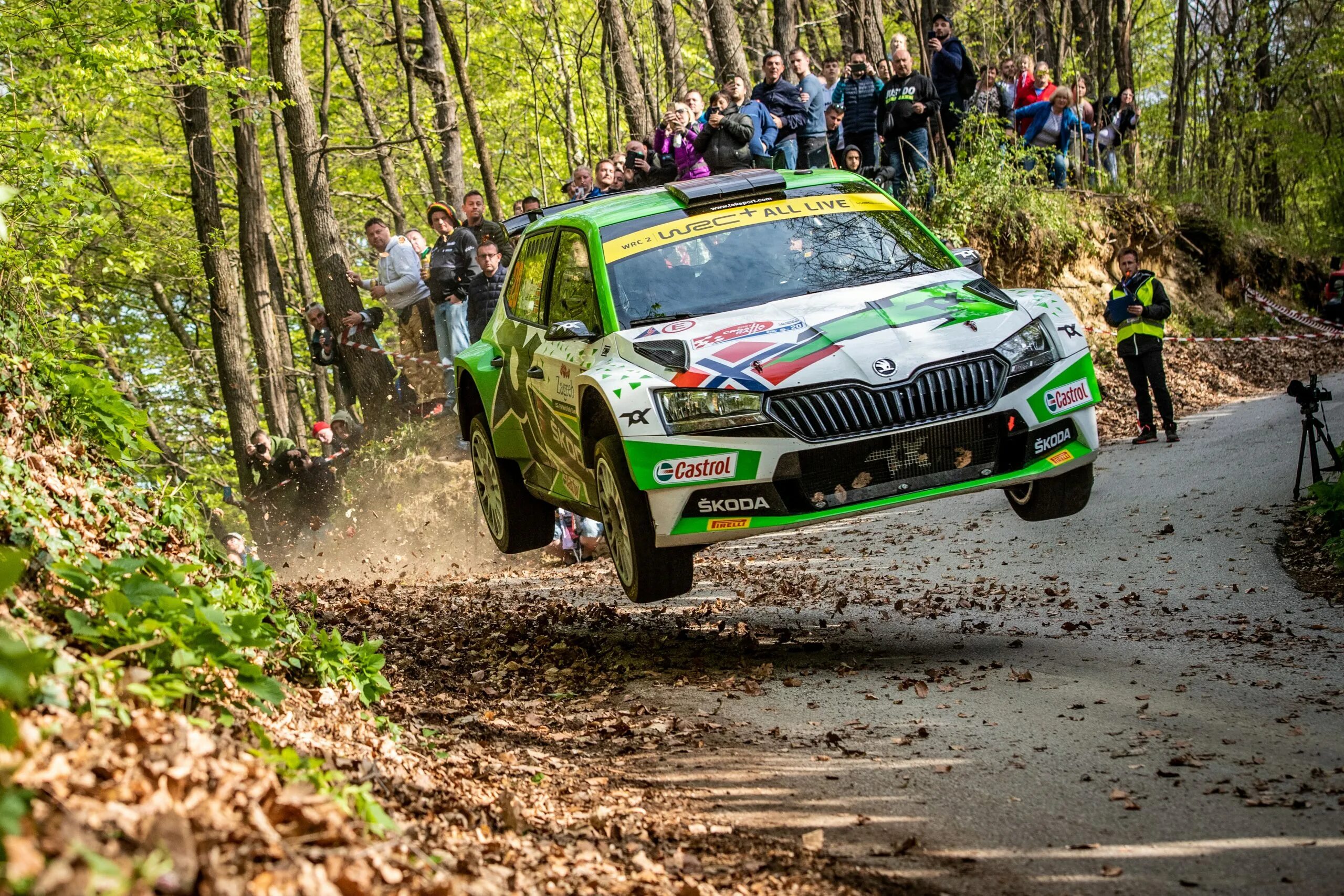 Через ралли. Skoda Fabia ралли 2021. Skoda ралли 2021. Skoda Fabia WRC 2021. ВРС Шкода ралли 2022.