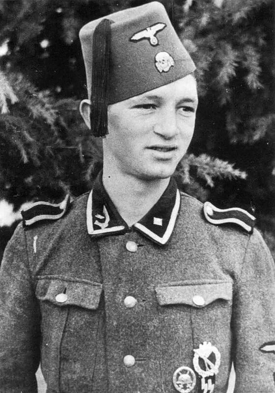Немецкий эстонский. Эстония парад эсэсовцев. Немецкий эстонский. Немецкий эстонский. Отто функ гитлерюгенд.