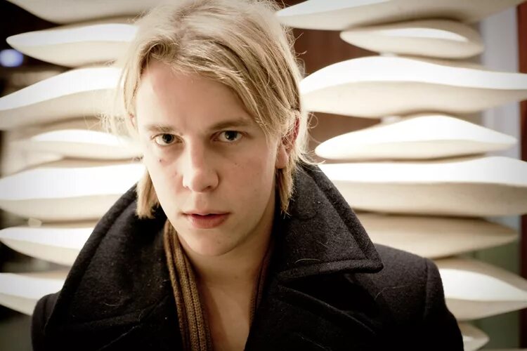 Tom odell friday. Tom Odell. Tom Odell 2022. Tom Odell с девушкой. Tom Odell и его девушка.