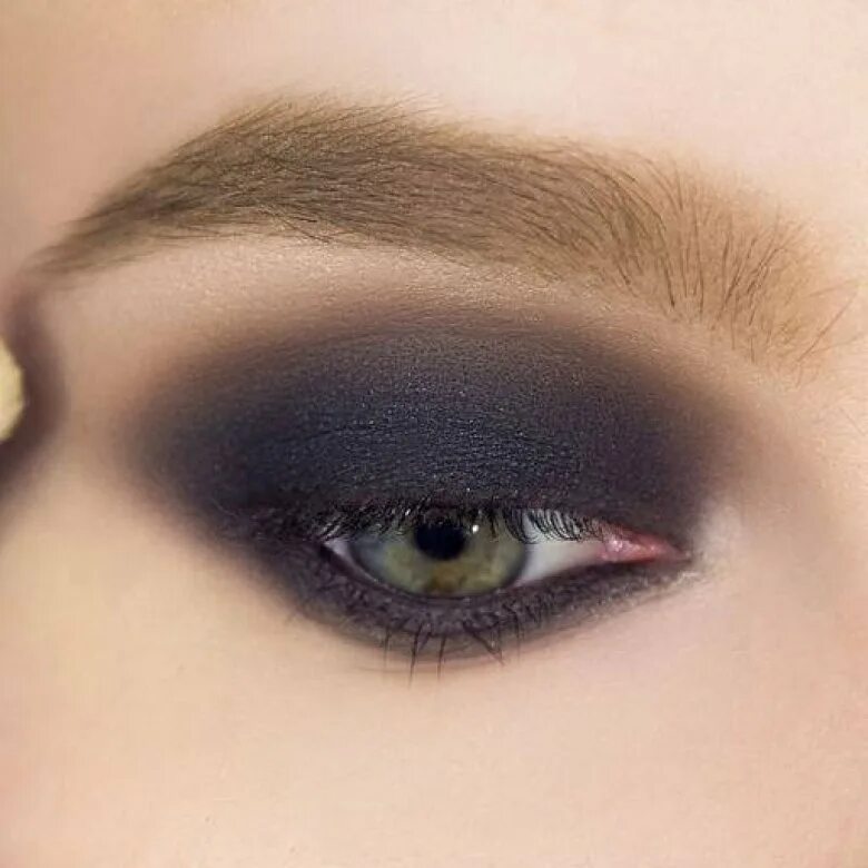 Макияж для выпуклых глаз. Что означает смоки. Смоки, блэк мдф. Вечерний макияж смоки. Дымчатый смоки айс для карих глаз.