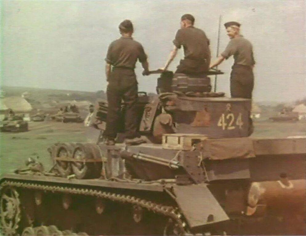 Немецкие танки в советских фильмах. Панзер 4 1942. PZ 4 1941. PZ IV 1941. PZ IV f1.