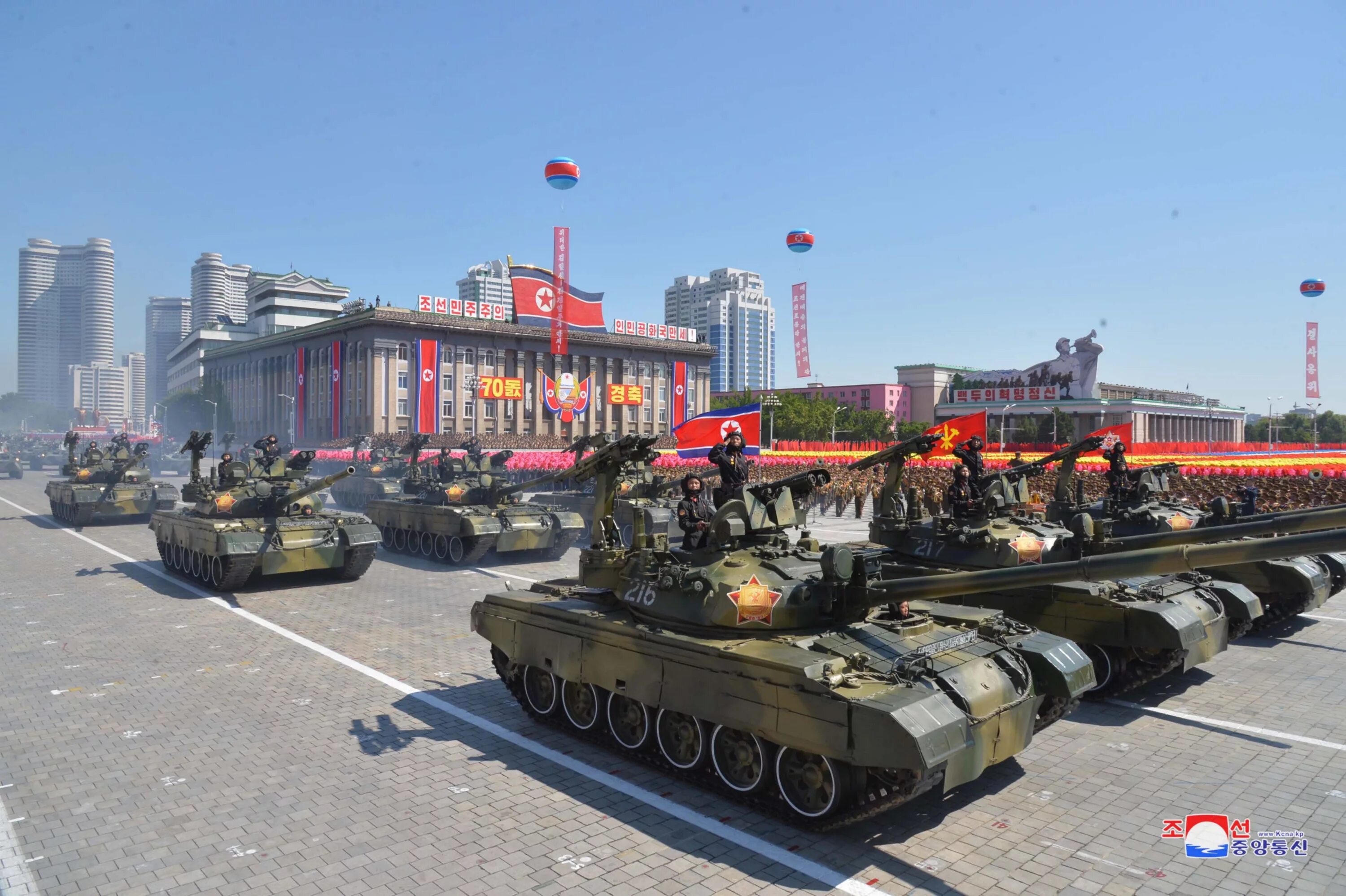 Сонгун КНДР. Танк КНДР Сонгун. Северокорейские танки Сонгун-915. Т-55 КНДР.