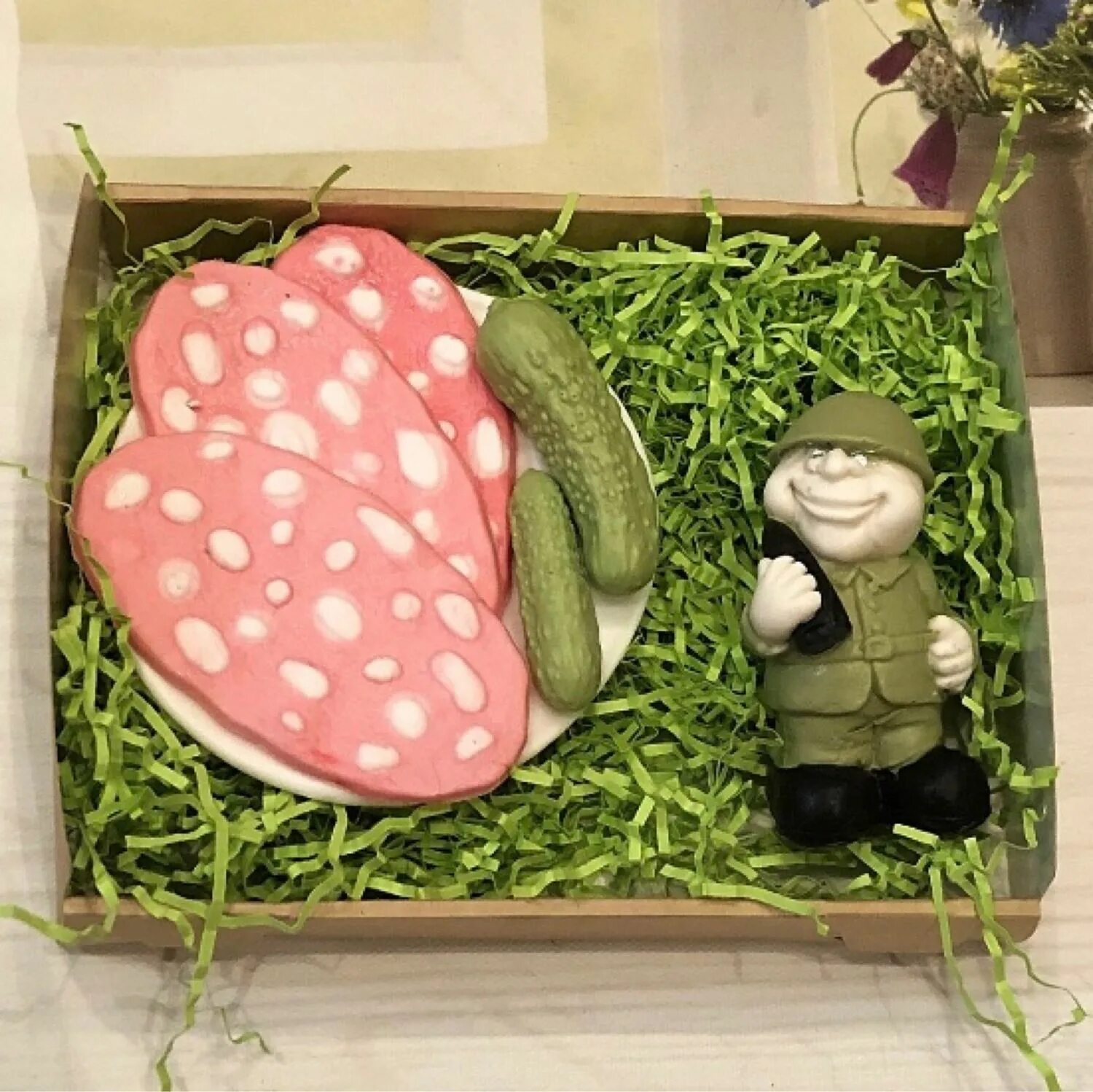 Сувенир солдату. Подарок бойцу. Подарок бойцу. Подарок бойцу. Акция подарок солдату в детском саду.