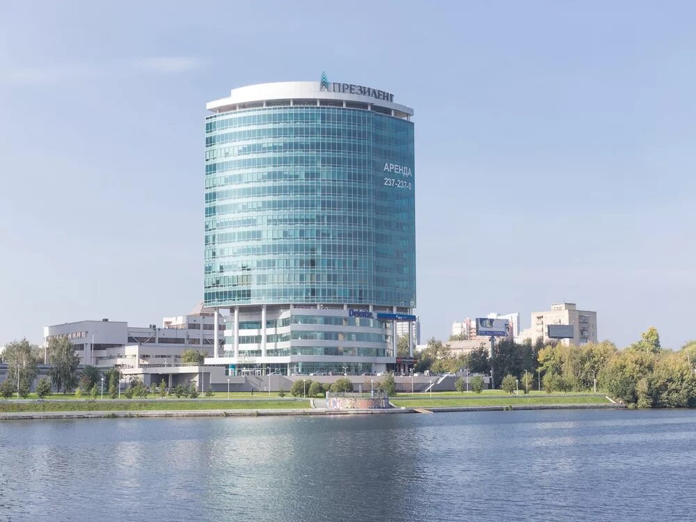 бизнес центр ельцина екатеринбург. президент, екатеринбург, улица бориса ельцина. президент екатеринбург. здание президент в екатеринбурге. President center.
