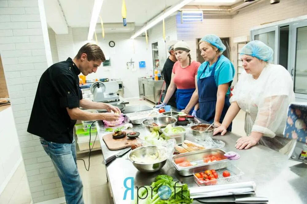Повар учиться курсы. Курсы кулинарии. курсы повара. курсы кондитера. кулинарный класс для обучения поваров.