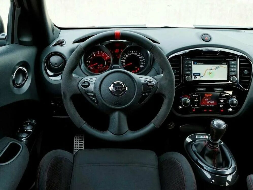 Фото Nissan Juke (2014 - 2019) поколение I рестайлинг - Капитанская посадка и пр