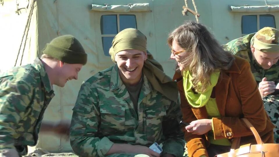 Невеста со станиславом. Невеста сериал с бондаренко. станислав бондаренко солдат. станислав бондаренко в военной форме. станислав бондаренко фильм невеста.