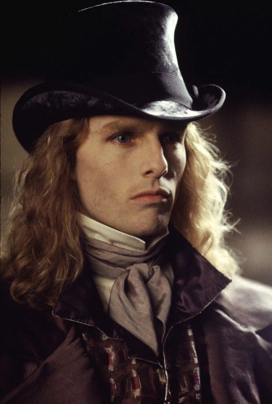 Брэд питт в фильме интервью с вампиром). Interview with the vampire 1994. Interview with the vampire 1994. Интервью с вампиром фильм 1994. Лестат де лионкур.