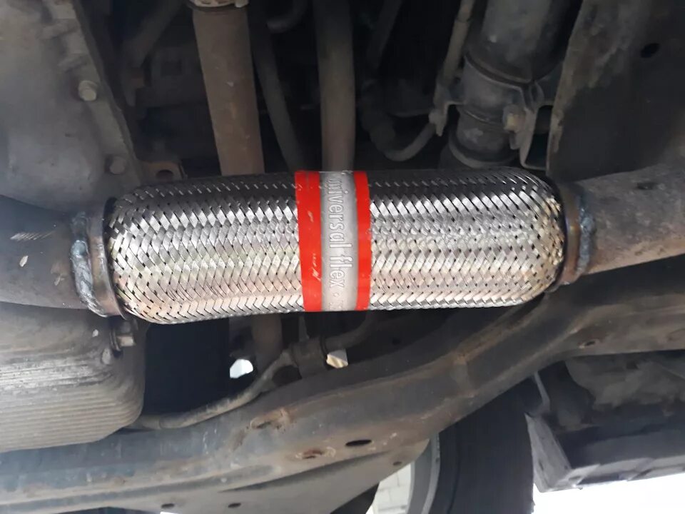 Гофра глушителя туксон. Гофра глушителя hyundai tucson 2008. гофра глушителя hyundai tucson 2.0. hyundai tucson 1 2.0 гофра глушителя. гофра глушителя туксон 2.0 2008.