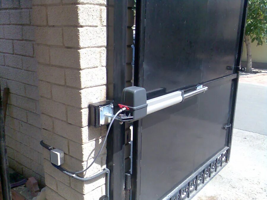 механизм для распашных ворот дорхан. привод для распашных ворот дорхан 5000. механизм открывания распашных ворот. крепления для распашных ворот алютех. автоматика для ворот распашных 20/300.