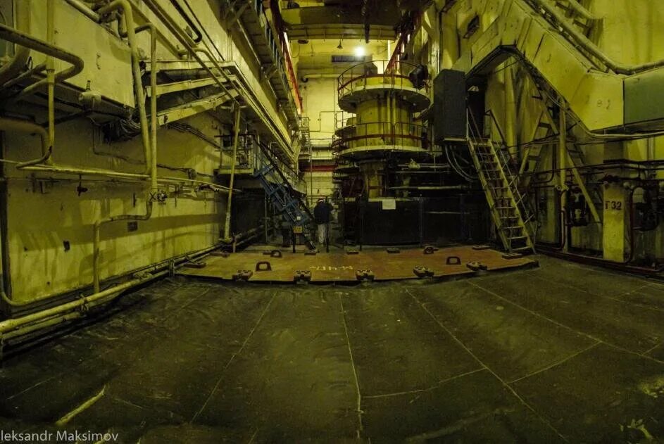 Аэс часть 5. 4 Реактор ЧАЭС. Реакторный зал Чернобыльской АЭС. ГЦН ЧАЭС 4 блок. ГЦН 3 блока ЧАЭС.