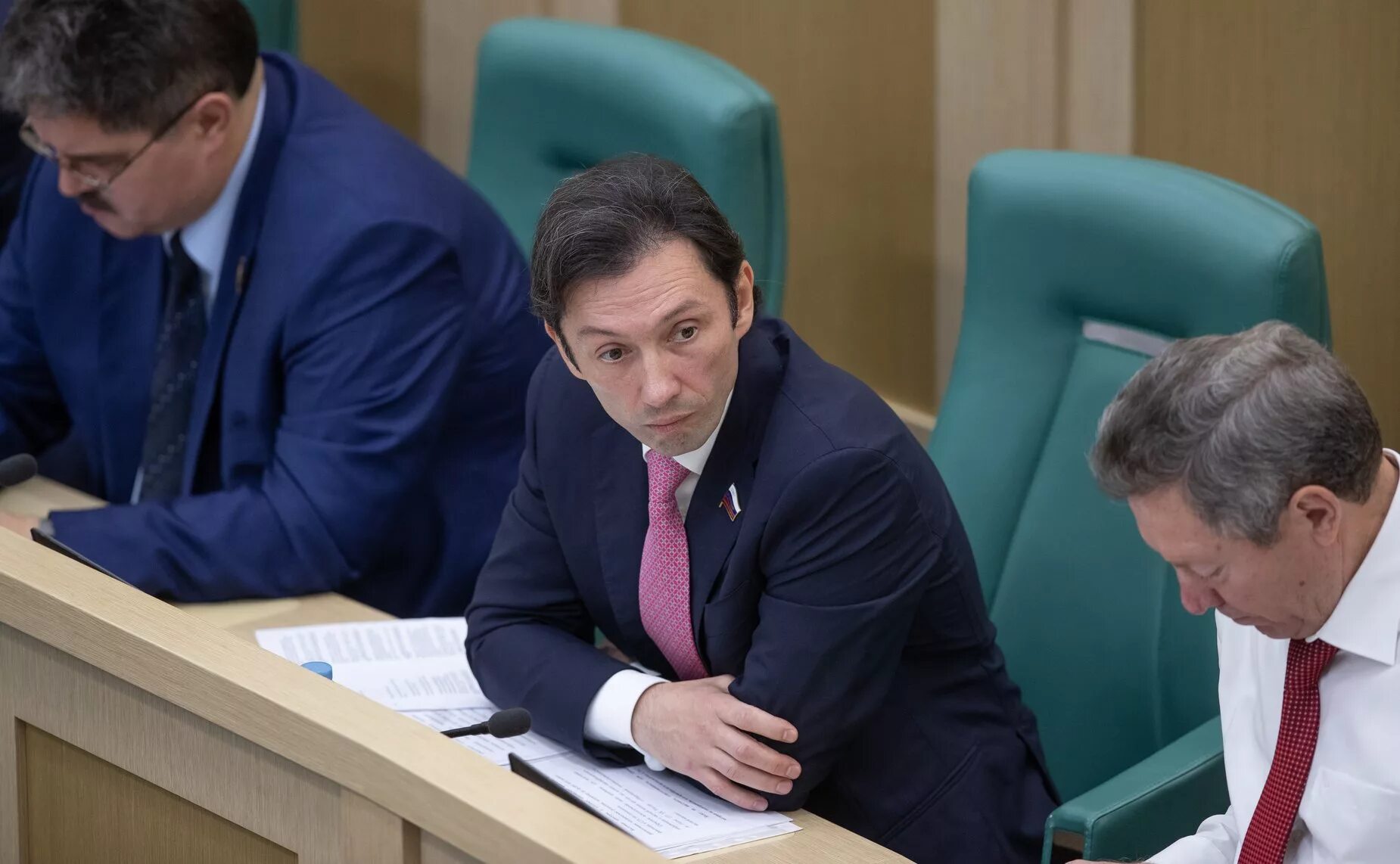 сенатор новости. александр пронюшкин сенатор. сергей цеков сенатор. андрей яцкин совет федерации. сенаторы свердловской области.