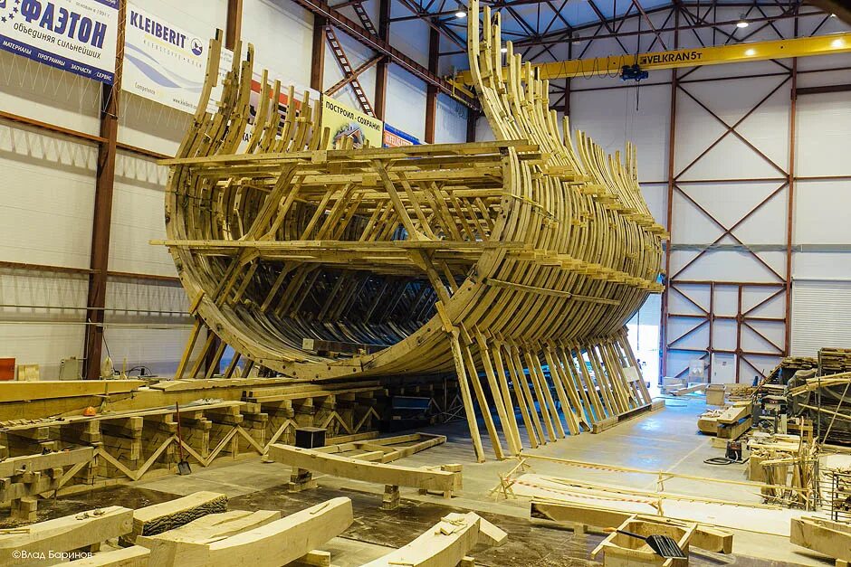 Как называется верфь. Полтава корабль санкт-петербург верфь. Судоверфь петра первого в петербурге. Майер верфь папенбург. Полтава корабль санкт-петербург верфь.