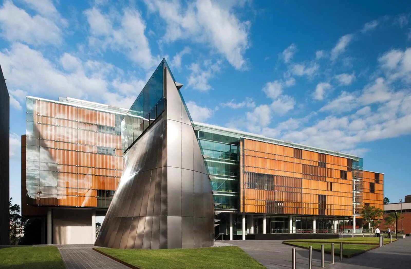 Martin luther school at rimbach gmp architects. Школа в дании. Современные детские сады архитектура. Лучшая школа в европе. Лучшая школа в европе.
