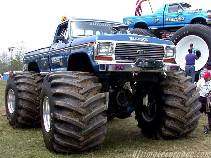 Как называется бигфут. Ford f 350 bigfoot. ford f150 bigfoot. ford f150 1974 bigfoot. ford биг ф бигфут f350.