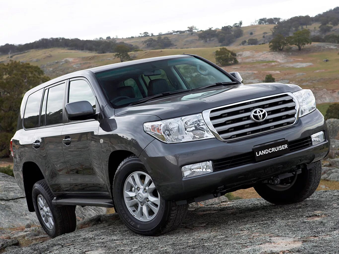 Работа на ленд крузер. Тойота ленд крузер 200. toyota land cruiser 200 2007. toyota land cruiser tlc 200. тойота ленд крузер 200 серый.