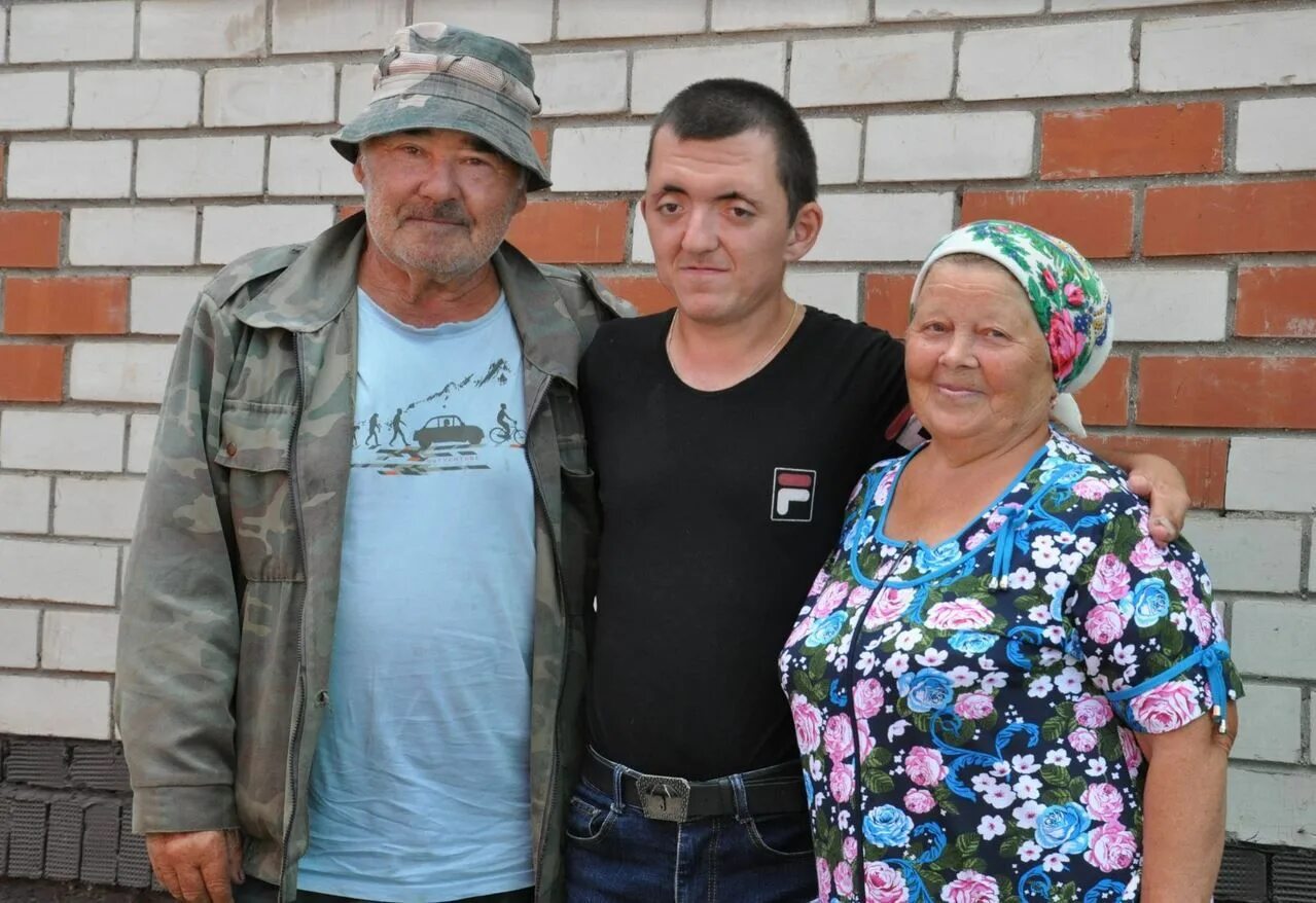 Погода в мукмин каратай. Деревня зай каратай. ямаева сария зай каратай. лавка фермера лениногорск зай каратай.