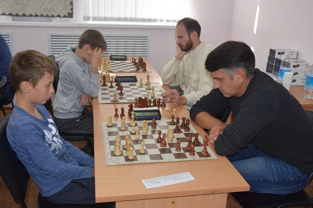 чемпионат по быстрым шахматам. чемпионат по быстрым шахматам. рустам касымджанов шахматист. воркута чемпионат города по быстрым шахматам 2023 год. шахматная школа анатолия баталова.