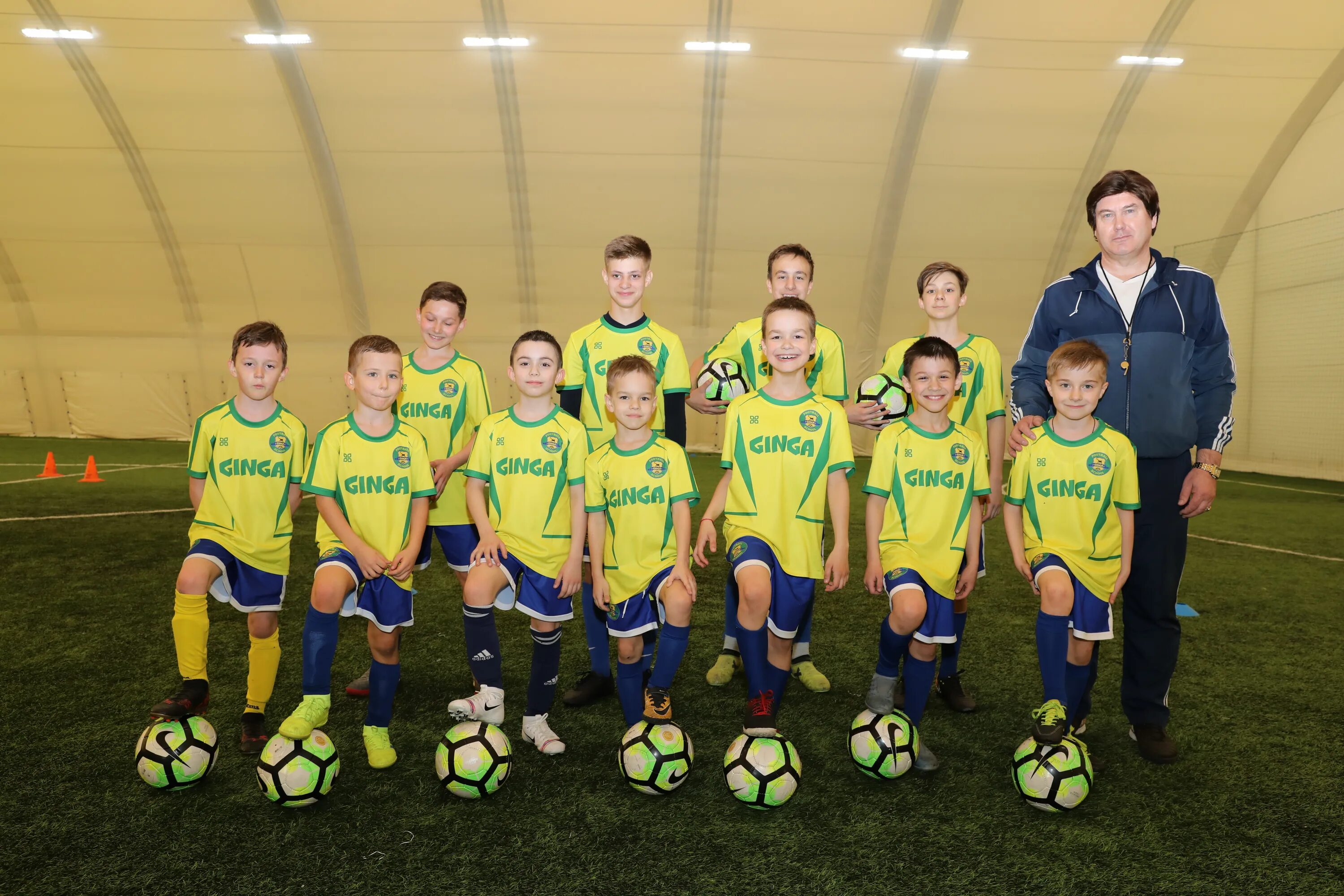 манчестер сити челси 2022. джинго стиль игры в футбол. суарес бейн. пеле 1970. футболисты апл.