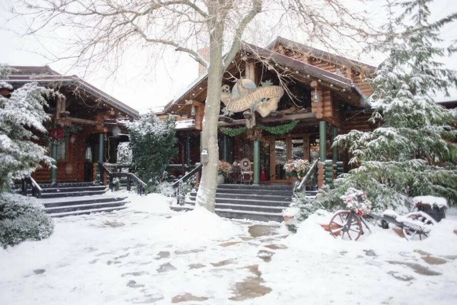 Old house ростов. Олд хаус ростов. усть койсуг отель. отель олд хаус ростов на дону. old house resort spa.
