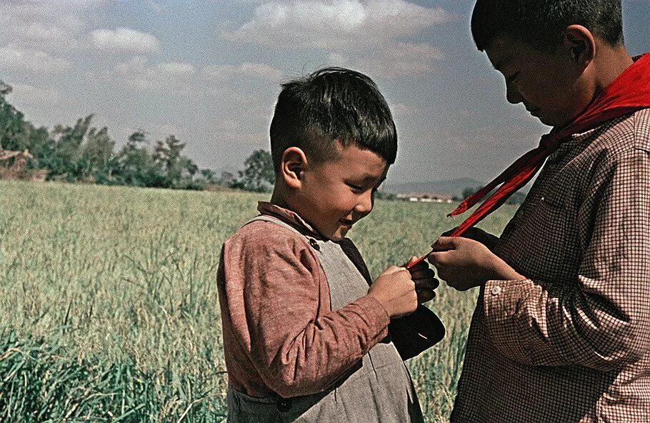 Пионеры Китая. Китайские пионеры фото. Китай 1956. Советский братец