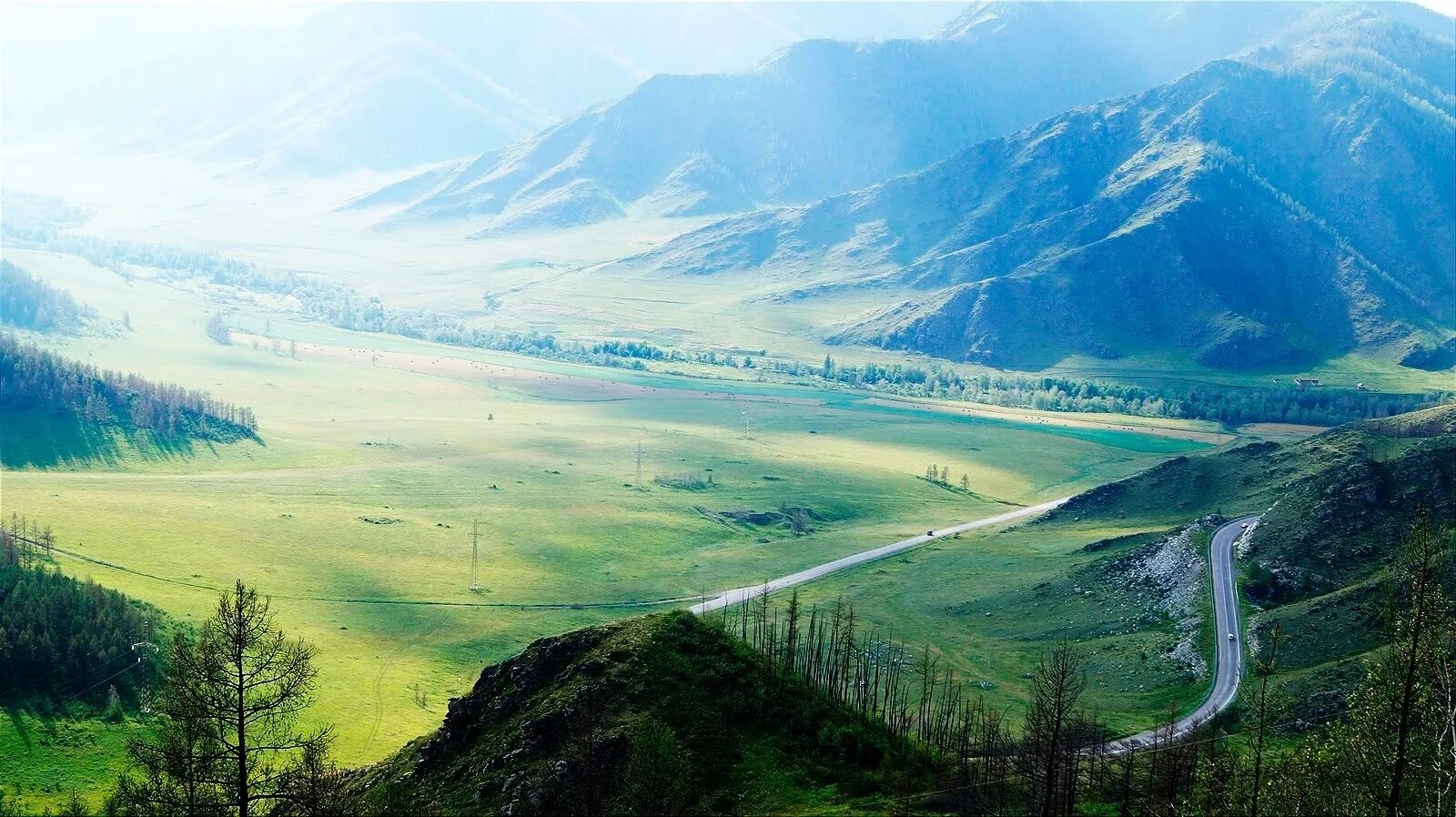 Фон горы горный Алтай. Горный Алтай Катунь. Дм горный Алтай Западный. Сибирь горный Алтай. Алтайский край далеко