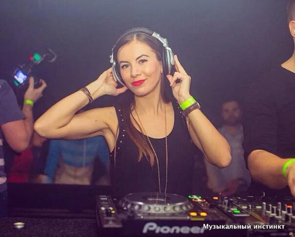 Dj demos