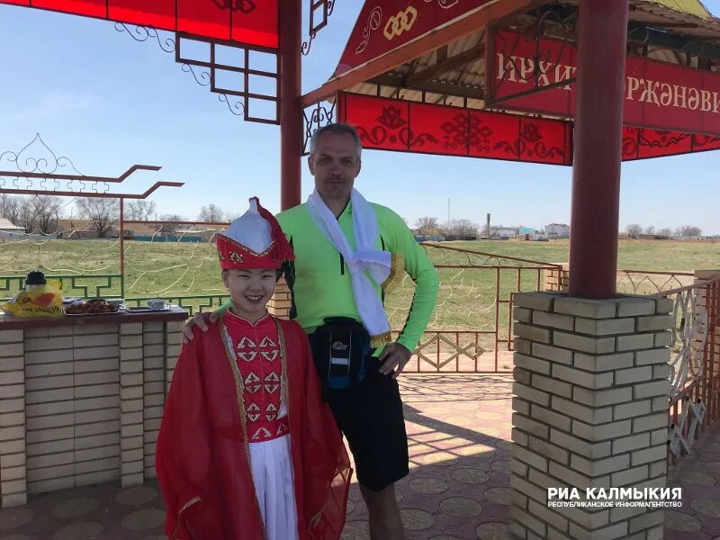 Калмыкия точка. Калмыкия точка. Животноводство в калмыкии. Регион 08 калмыкия. Нарын-худук калмыкия.