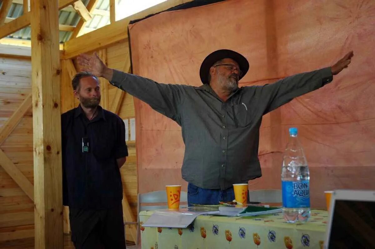 Сорт огурцов синигур. Отделение сельхознаук ран секции. Вертикальные лечебные сады натальи багаевой. Вертикальные лечебные сады натальи багаевой. Огурец нежинский.