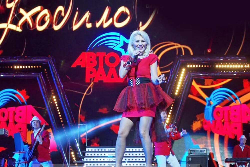 Тусовка на открытом воздухе. Концерт 80 годов. Последняя дискотека. Дискотека уходящего лета. Дискотека уходящего лета.