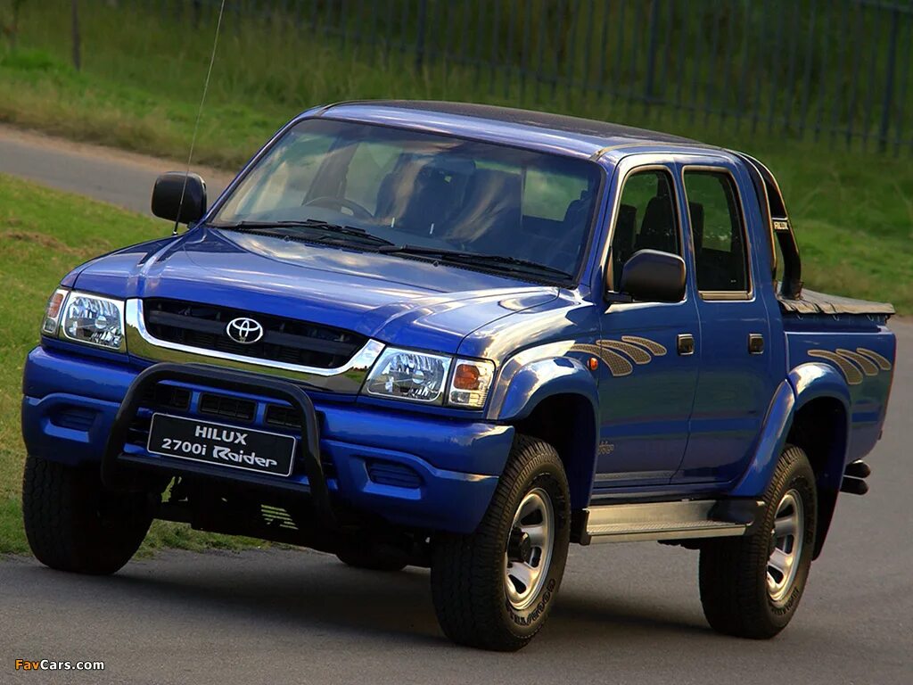 Тойота хайлюкс бу купить в россии. Тойота Hilux 2001. Toyota Hilux 2004. Toyota Hilux Pickup 2002. Toyota Hilux 2000.