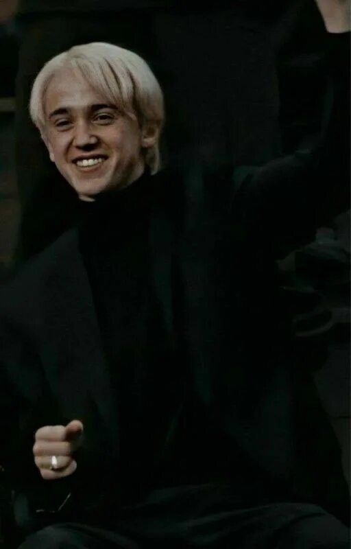 Malfoy, Draco Malfoy Harry potter draco malfoy, Harry draco, Draco malfoy imagin