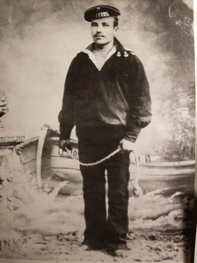 Баталер. Кондуктор 19 век. Баталер что это такое простыми словами. Баталер что это такое простыми словами. Выдача формы на судне.