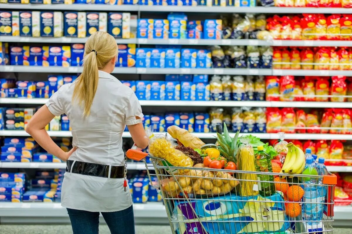 Ассортимента широкий ассортимент разных. Супермаркет продукты. товары в супермаркете. магазин продуктов. ассортимент супермаркета.