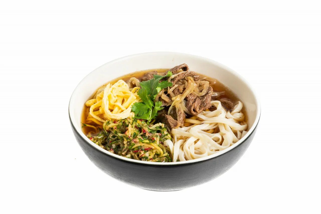 Рецепт кукси с мясом. Корейский суп кукси. корейская лапша кукси. корейский холодный суп кукси. корейское кукси рамен.