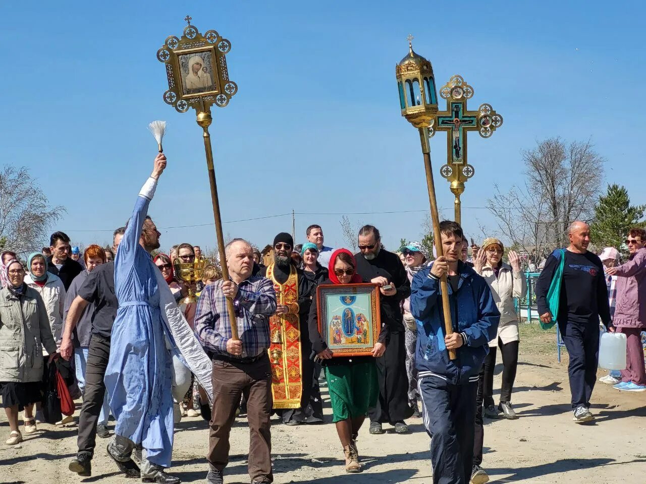 Когда будет родительский день после пасхи. Родительский день. Радоница. Радоница поминовение усопших. Пасха и Радоница в 2024.