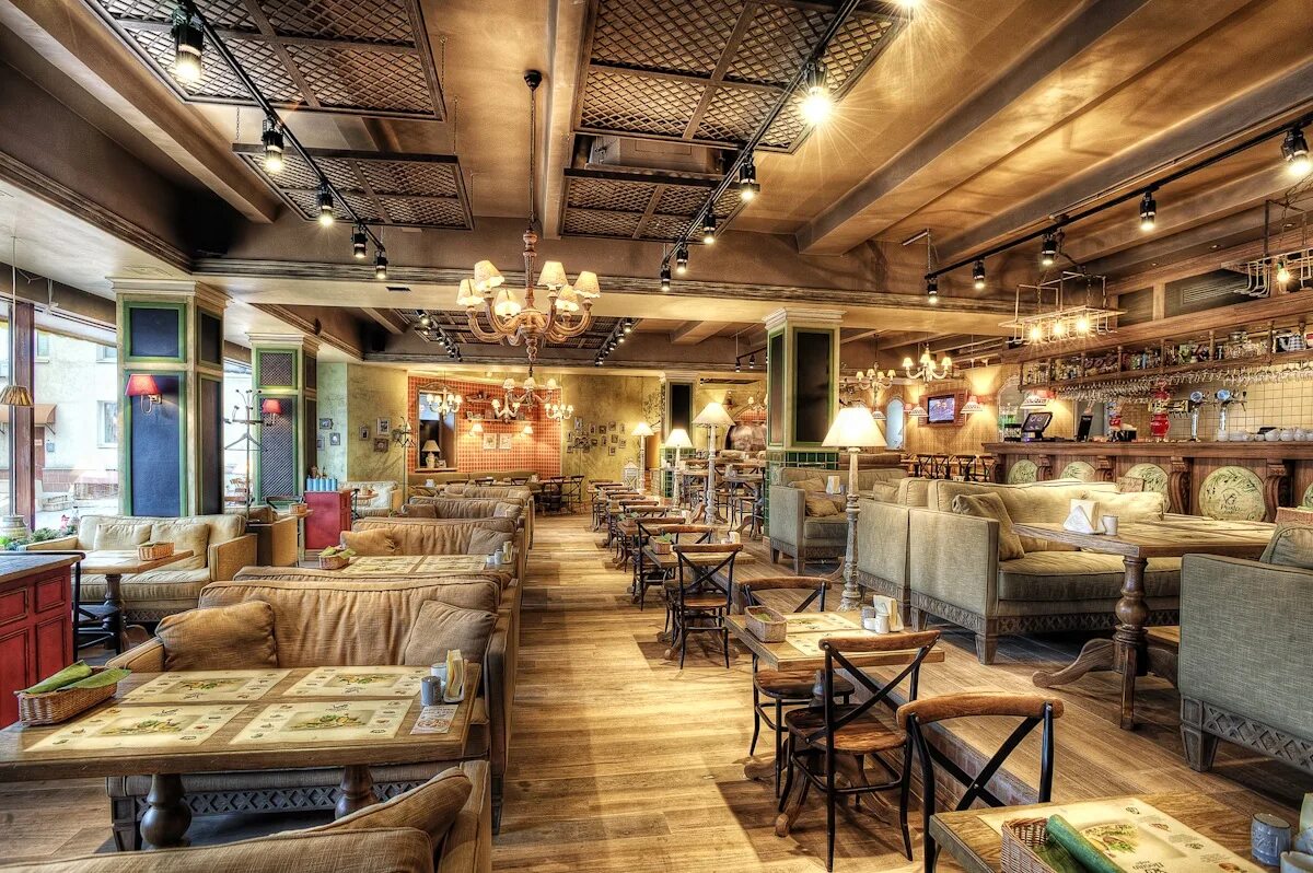 маленький уютный ресторан. маленькое уютное кафе. уютное кафе интерьер. гагаринский переулок 15а эларджи. эларджи веранда.