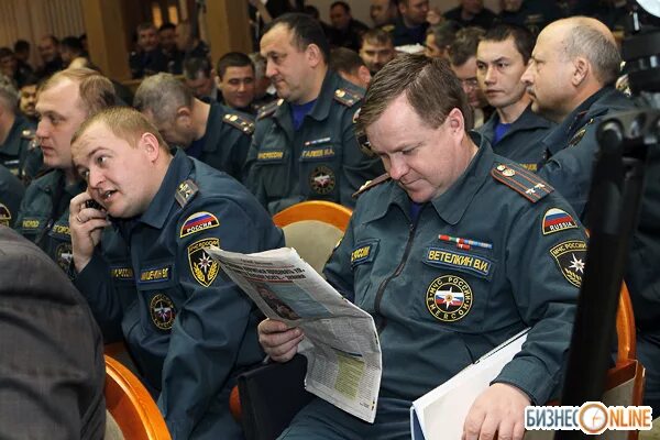 Гу мчс по татарстану. Министр мчс рт. чанышев мчс татарстан. мотыгуллин рафаиль нурхаметович мчс. мчс рт трущин.